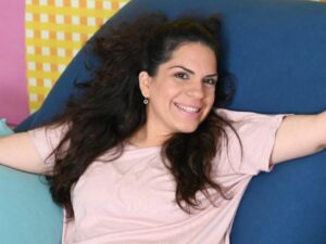 שרת-בית הסטודנט- פעילות במוזיקה ותנועה עם עדי שירי 26.2